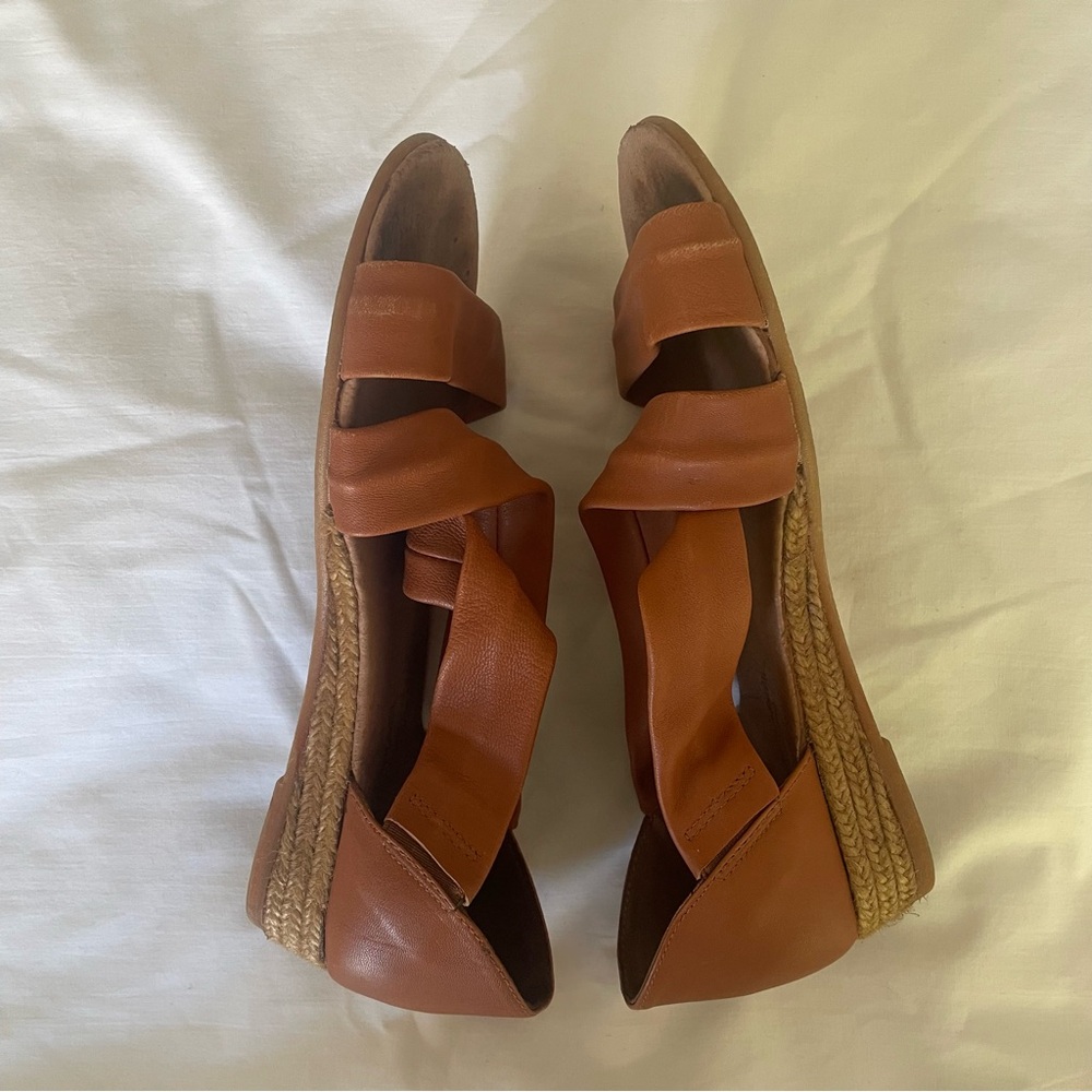 Eric Michael Netty Sandal In Tan. Size 37 - image 6
